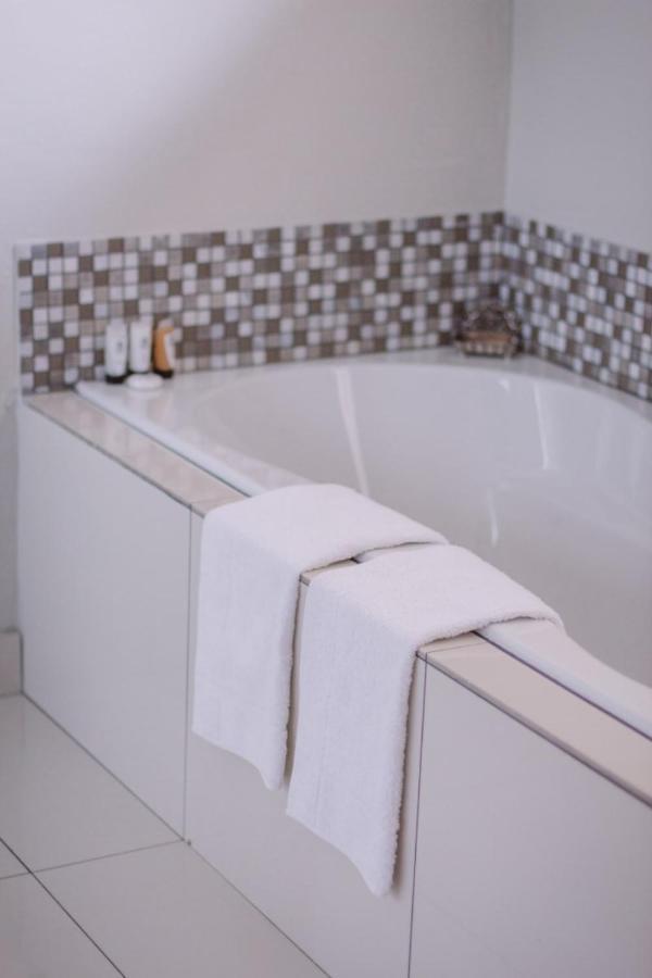 Villiera Guesthouse Douglas エクステリア 写真